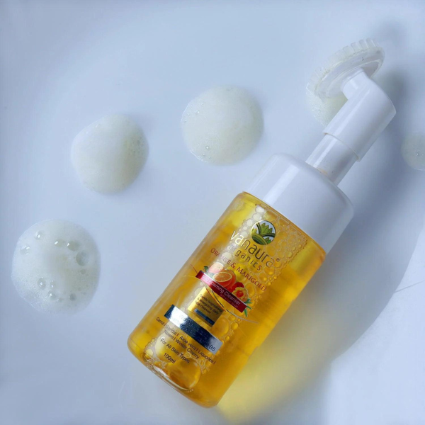 Refreshing burst  Mild foaming face cleanser enriched with Orange and marigold extracts with silicon brush (For clean, hydrated skin) - Vanaura Organics